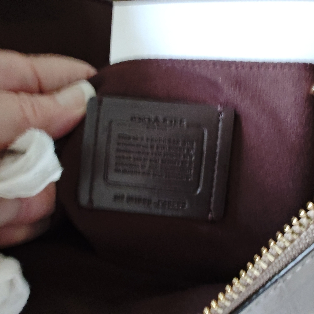 Grey Birch handbag and Wallet...MARKING ALL LISTINGS DOWN...THESE ARE PRISTINE! - Picture 5 of 11